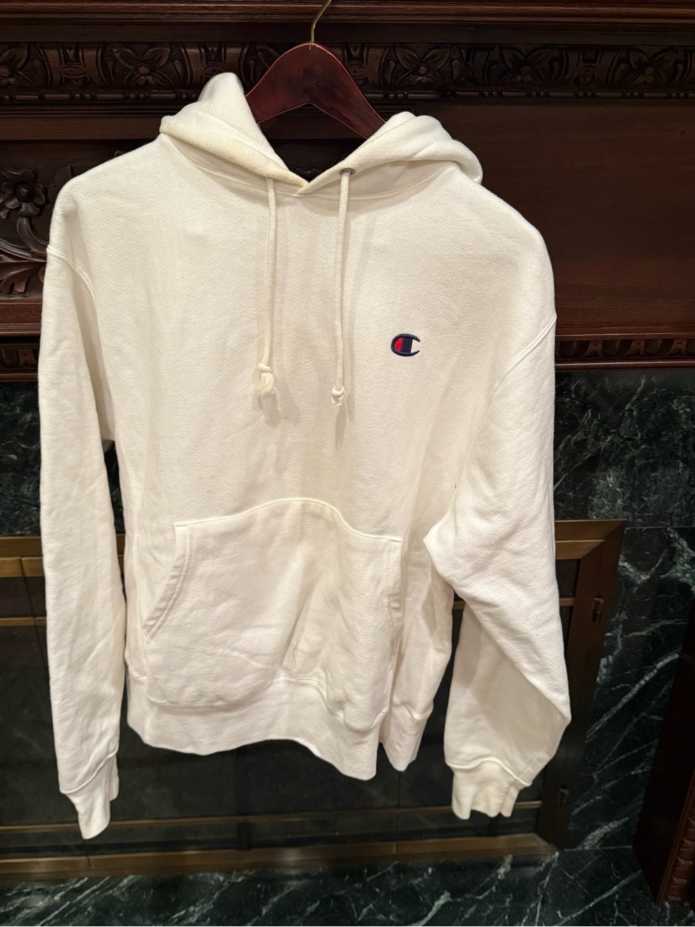 Champion WhiteCrewneck Hoodie with Embroidered Logo Sz M
